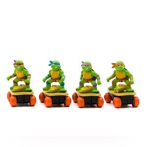 Teenaged Mutant Ninja Turtles Set of 4 Turtles Switch Kick Skaters